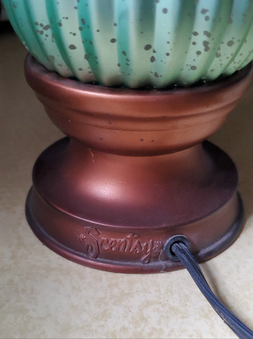 Speckled Turquoise Glass Electric Wax Warmer with Copper Base - Picture 4 of 7